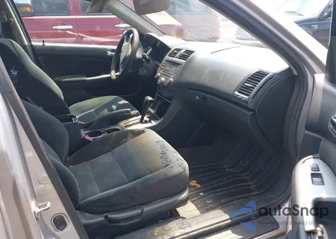 2004 Honda Accord 2.4 Ex z USA, uszkodzony, nr VIN 1HGCM56644A158367